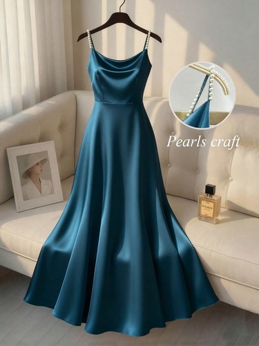 Elegantes linien damenkleid - elegantes, a